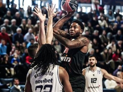 (Olympiacos B.C) (צילום: ספורט 5)