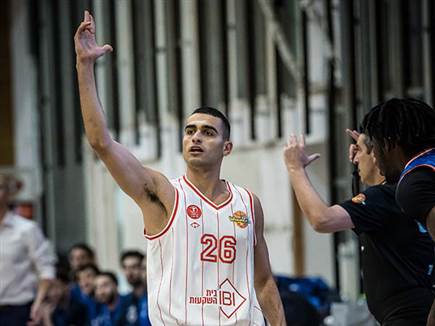 דאג לסגור את הסיפור. ים מדר (עודד קרני)