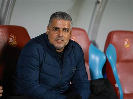 חומר למחשבה (לירון מולדובן)