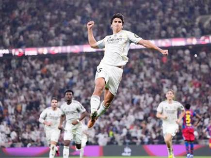 וגארסיה חתם מחצית משוגעת (GETTY)