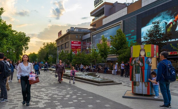 אנשים אלמטי קזחסטן