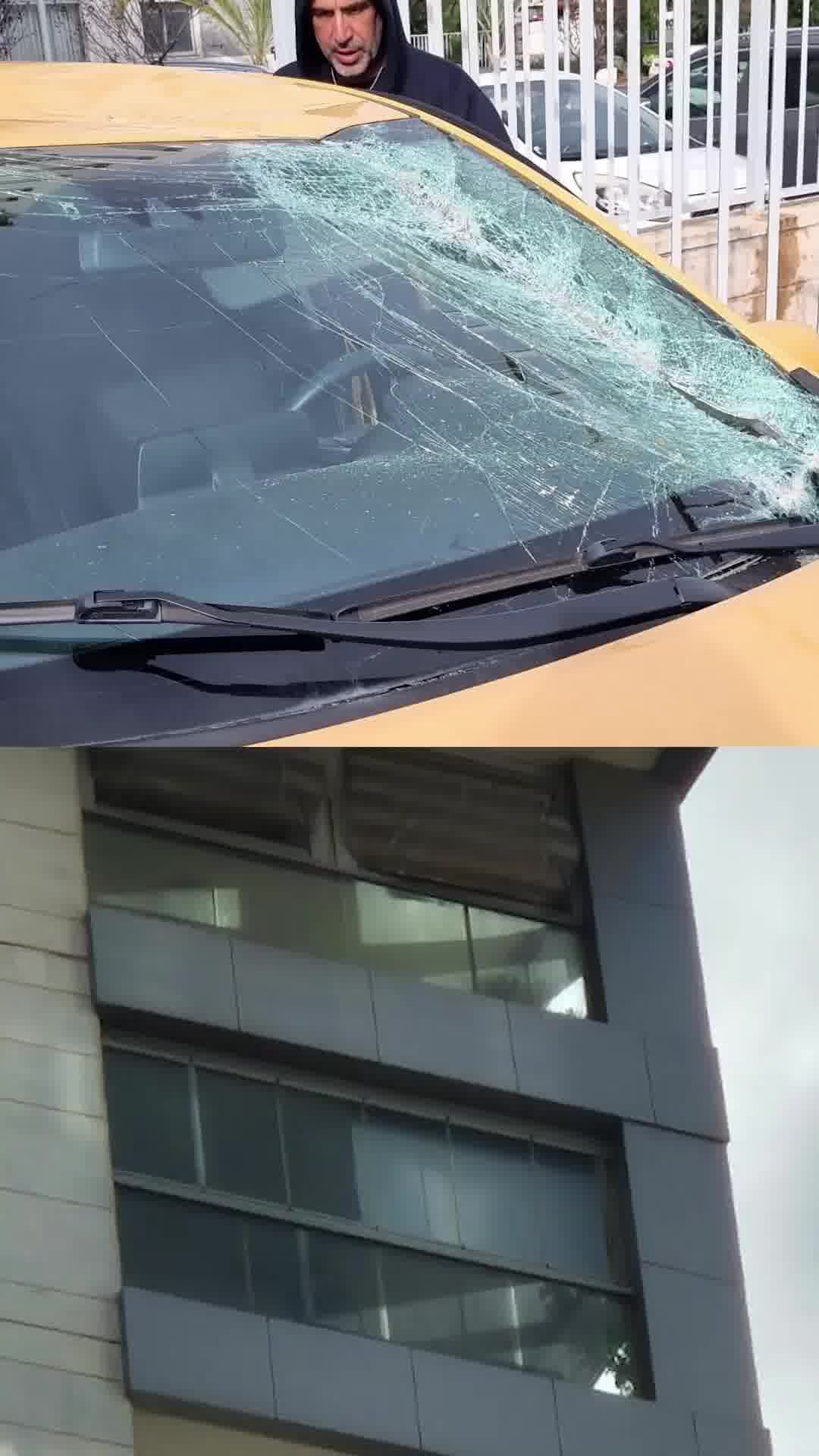 נזקי הסערה: זכוכית נפלה ממרפסת של פנטהאוז בנתניה וניפצה שמשה של רכב