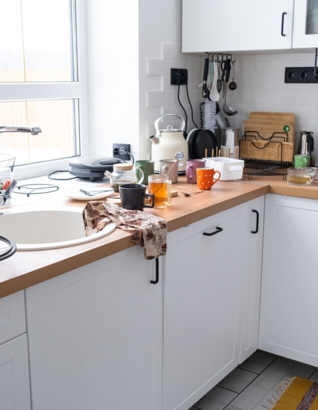 Copy of מטבח מלוכלך, כלים בכיור, בלגן בבית