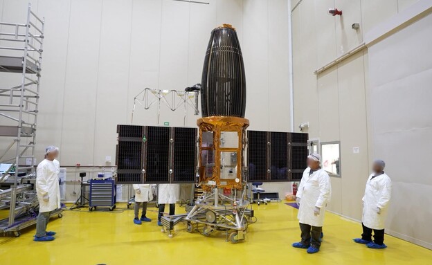 ההכנות לשיגור לוויין אופק 19