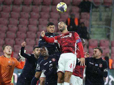 חזר להרכב (דני מרון)