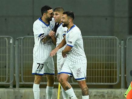 גנון הבקיע ראשון (ברני ארדוב)