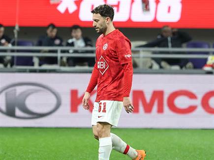 מכה להפועל. אלטמן (דני מרון)