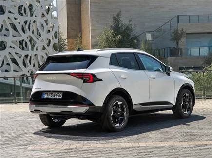 יחידת הנעה משודרגת קלות לעומת הדגם טרום מתיחת הפנים (צילום: ספורט 5)