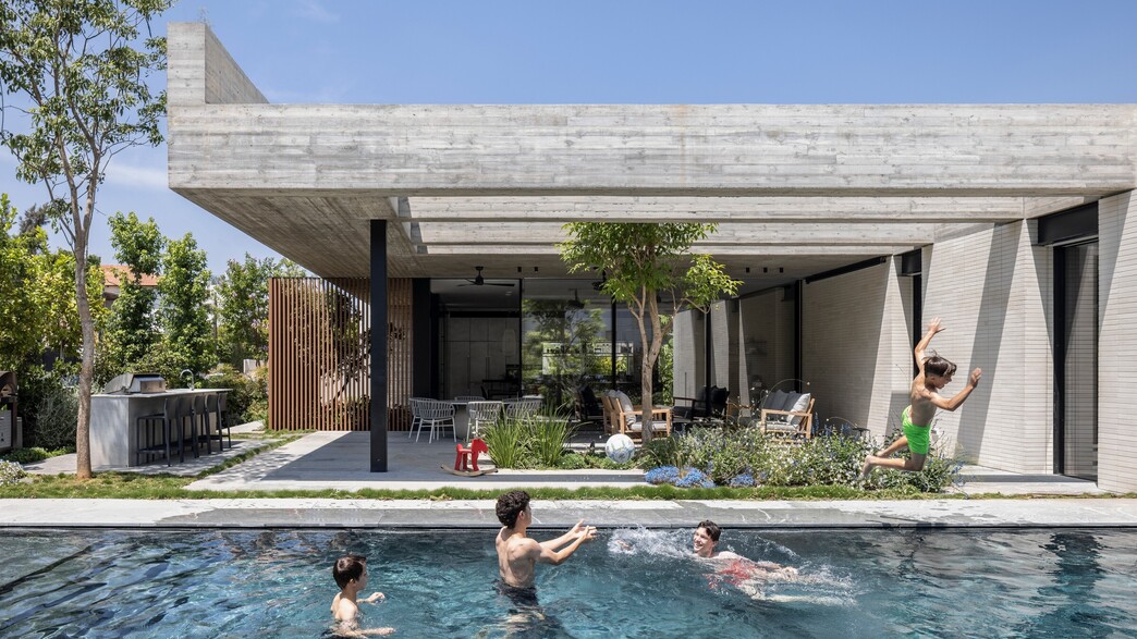 בית במרכז אדריכלות ועיצוב פנים רן והילה ברוידס 