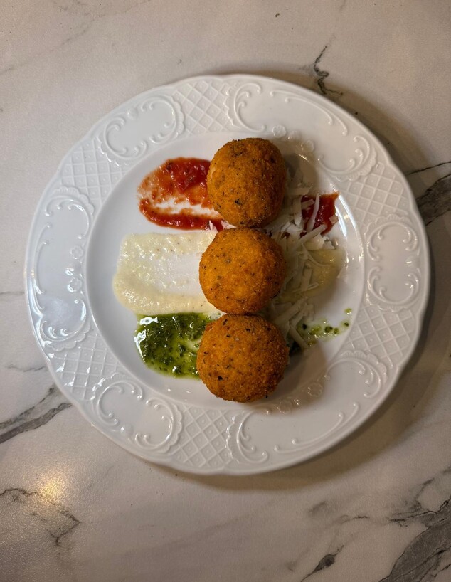 ארנצ'יני. פסטה לוקו