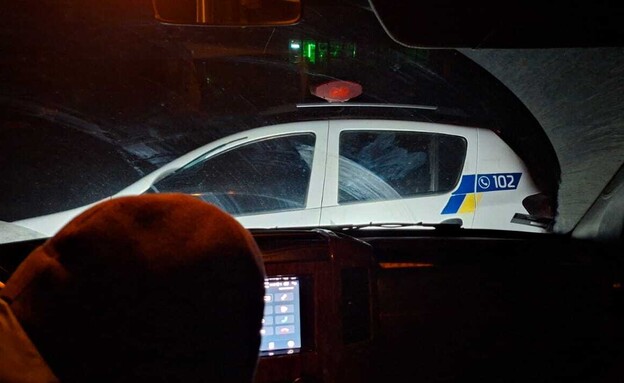 הניידת שחסמה את המיניבוס שבו שהו הישראלים באוקראינה