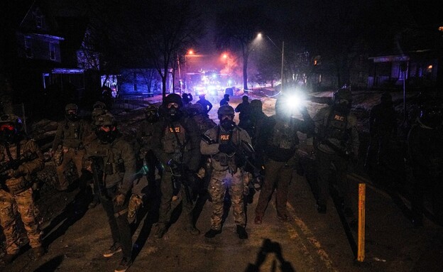 סוכנים פדרלים בעימותים הקשים במיניאפוליס, מינסוטה