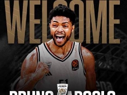 נפרד מהפועל ת"א. קאבוקלו (הרשתות של דובאי) (צילום: ספורט 5)