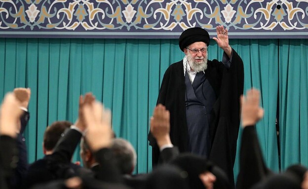המנהיג העליון של איראן ח'אמנאי