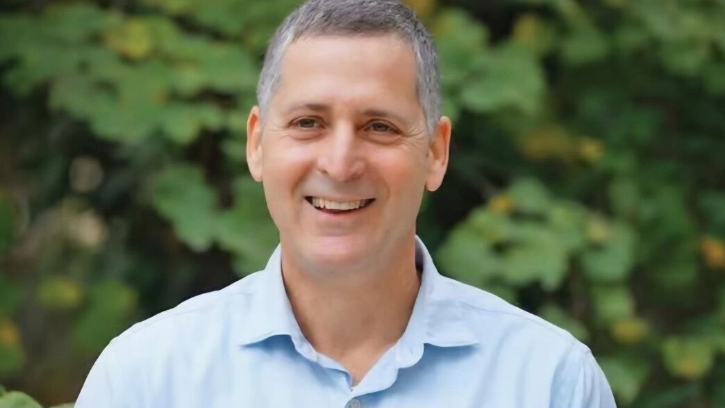 במהלך רכיבת אופניים: מייסד חברת 