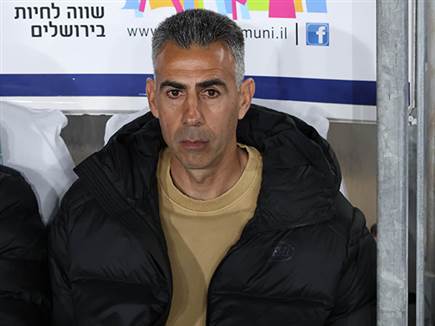 חודידה מסתבך (צילום: דני מרון)