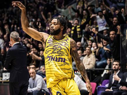 בכורה לגרין ג`וניור בצד השני (עודד קרני)