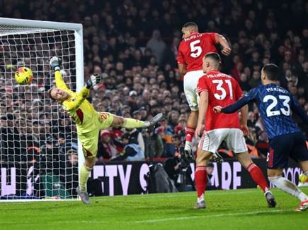 סלס נעל את השער (Photo by Shaun Botterill/Getty Images)