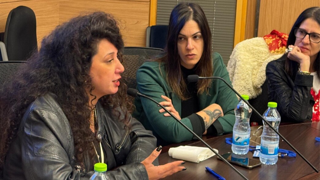 דיון מטלטל בכנסת: „מי שאנס אותי – אדם עם כסף, כוח ומעמד”