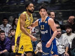 (עודד קרני) (צילום: ספורט 5)