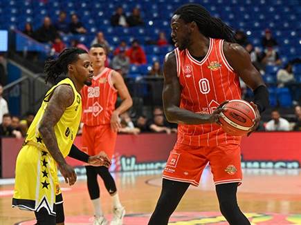 המשחק המשיך להיות גרוע (צילום: ברני ארדוב)