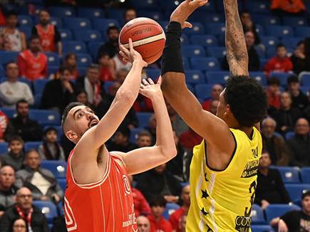 ובסיומו הפועל יצאה מעט יותר טוב (צילום: ברני ארדוב)