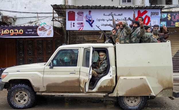 כוחותיו של א-שרע השתלטו על מחוזות כורדיים