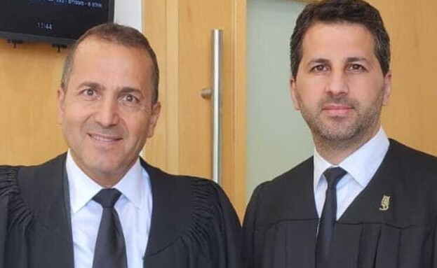 עורכי הדין אפרים וחובב דמרי