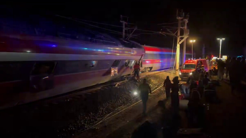 תאונה קשה בין שתי רכבות בדרום ספרד: לפחות 10 נהרגו, כ-100 נפצעו