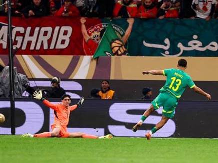 מחצית ראשונה גדולה של צמד השוערים (GETTY)