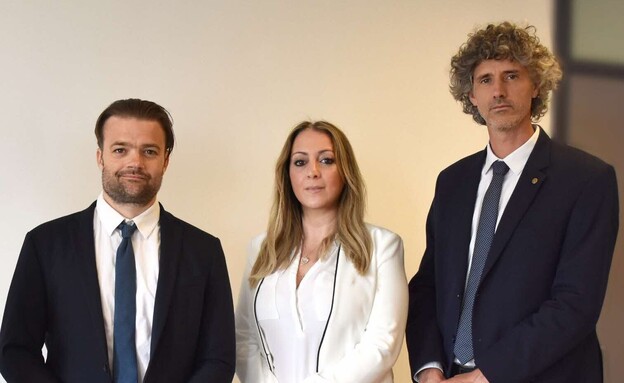 משרד עו"ד דקר, פקס, לוי