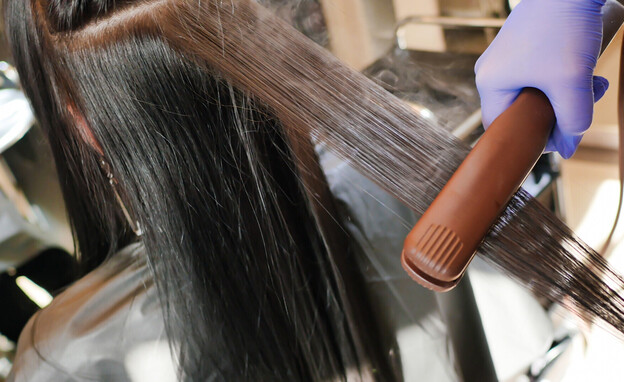 החלקת שיער