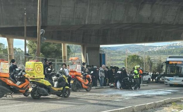 דיווח ראשוני על מפגין שנדרס בהפגנה נגד נתיחת הפעוט