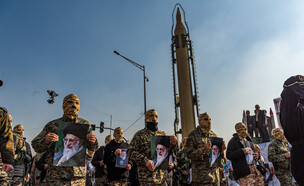 משמרות המהפכה (צילום: HOSSEIN BERIS/Middle East Images/AFP, getty images)