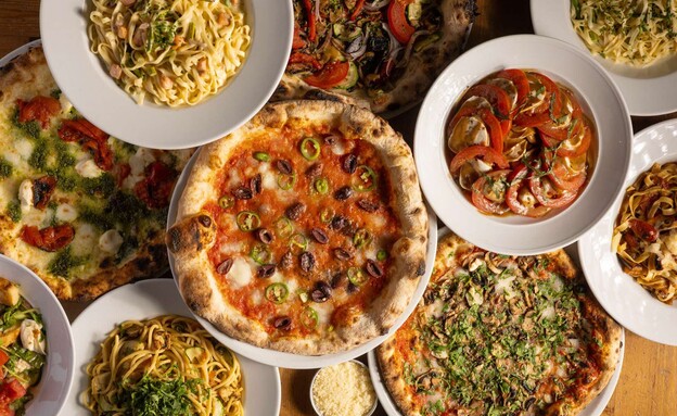 הפיצה חוגגת יום הולדת 19 הפיצה חוגגת יום הולדת 19