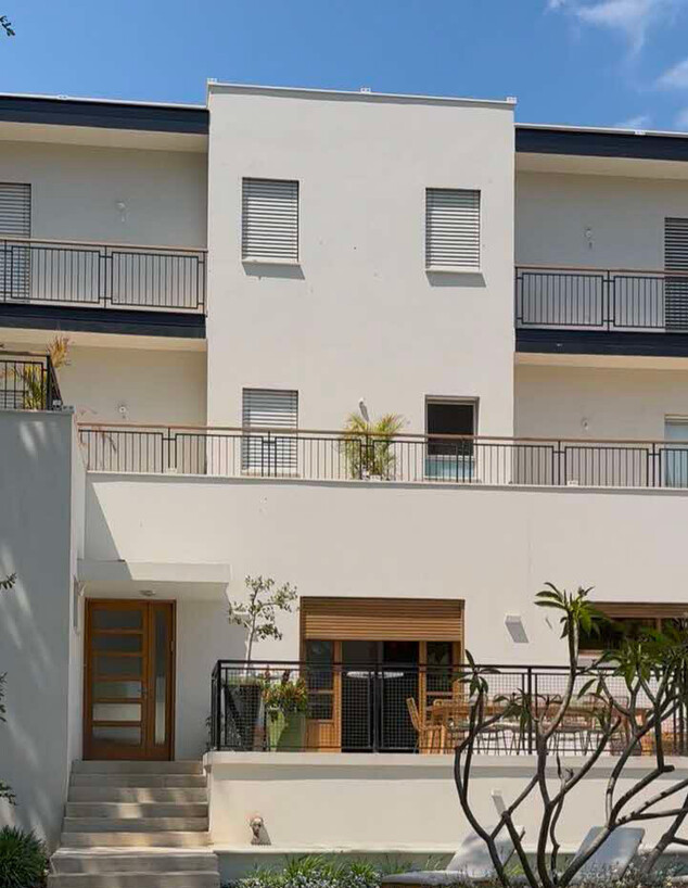 בית ברמת גן, ענבל אגא 