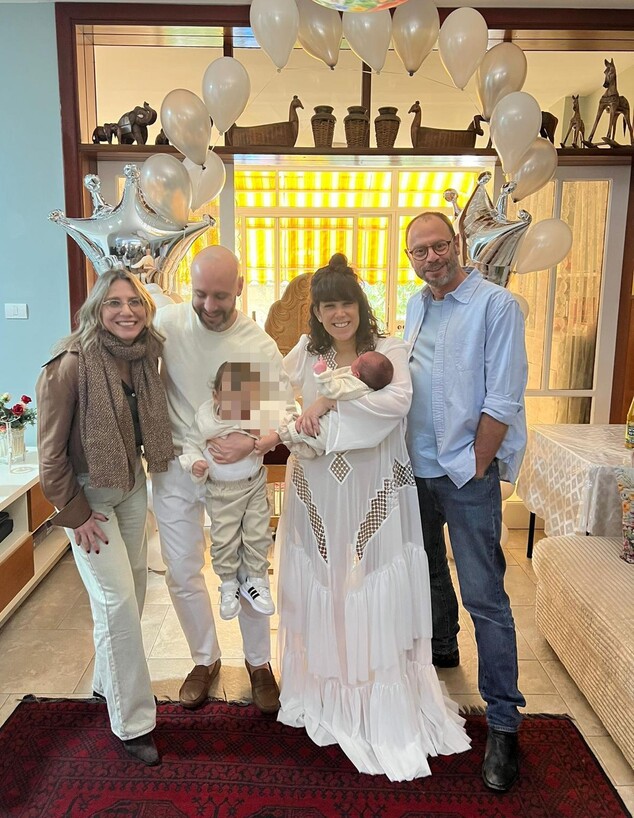 אהבנו: מאי שכטר ומשה יחזקאל חושפים את השם של בנם השני