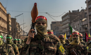 משמרות המהפכה (צילום: HOSSEIN BERIS/Middle East Images/AFP, getty images)