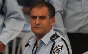 אפרים ברכה, "החוקר והרב" (צילום: מוטי קמחי, באדיבות כאן 11)