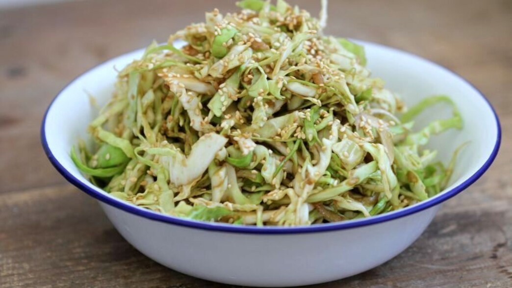 סלט כרוב אסייתי