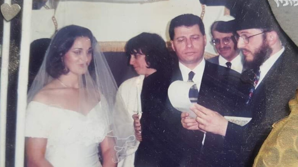 עפרה וגרי אברמוביץ בחתונתם עפרה וגרי אברמוביץ בחתונתם