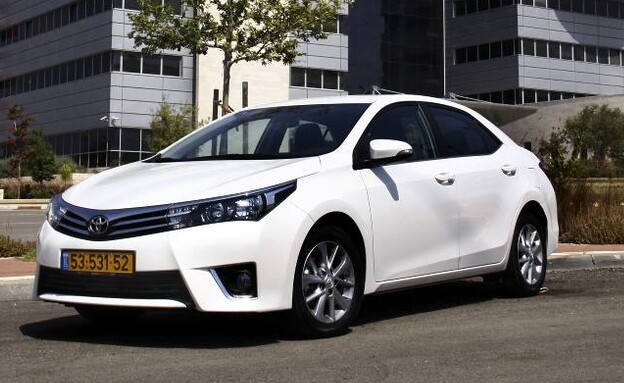 טויוטה קורולה החדשה (צילום: נעם וינד)