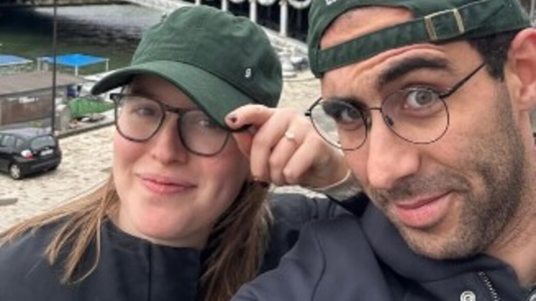 כתב חדשות 12 בדימוס גל חן ומגישת כאן 11 מאיה ראכלין מאורסים