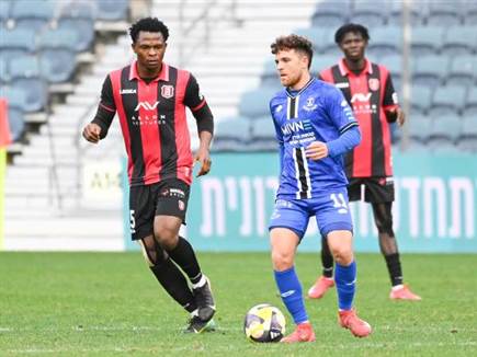 הכחולים שלטו במשחק (ברני ארדוב)