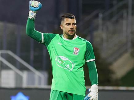 אבו ניל. הוציא כדור מהרשת בתוספת הזמן (קובי אליהו)