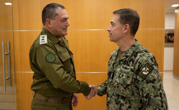 מפקד סנטקום והרמטכל זמיר