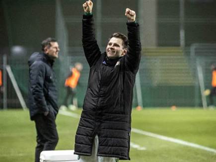 יקח אליפות? (ETO FC) (צילום: ספורט 5)