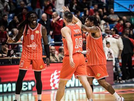 (עודד קרני) (צילום: ספורט 5)