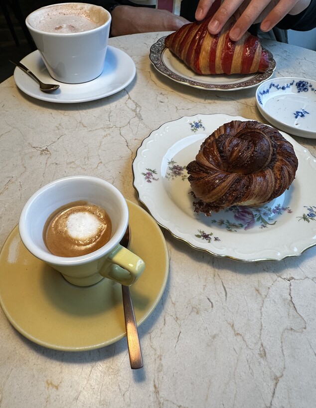 בית קפה פריזאי