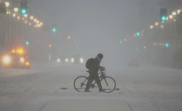 סופת הענק בארצות הברית (צילום: AP) סופת הענק בארצות הברית (צילום: AP)